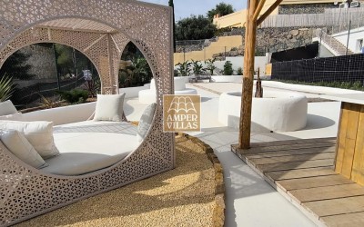 Фантастическая вилла с панорамным видом на море..